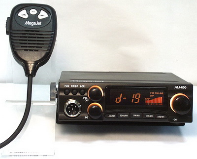 Автомобильная CB-радиостанция MegaJet MJ-600